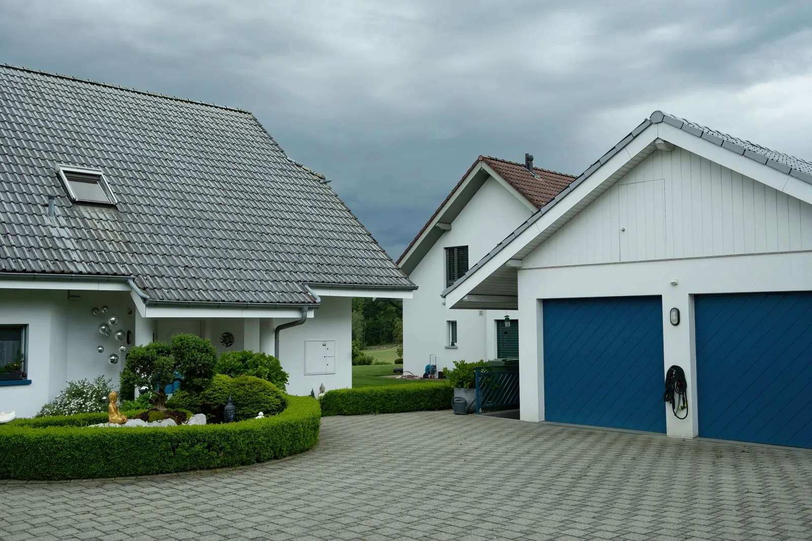 Resin bound driveway cost by surface area
