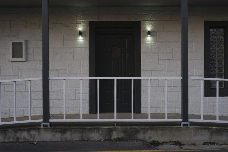 Porch Railing Ideas: 15 Designs to Upgrade Your Front Entry